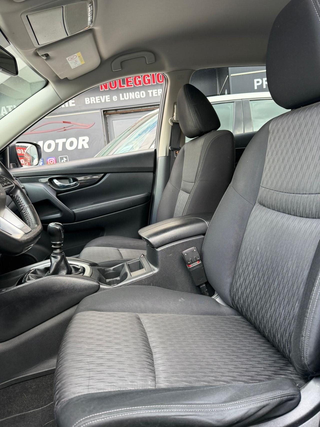 Nissan X-Trail 1.6 dCi 2WD Tekna