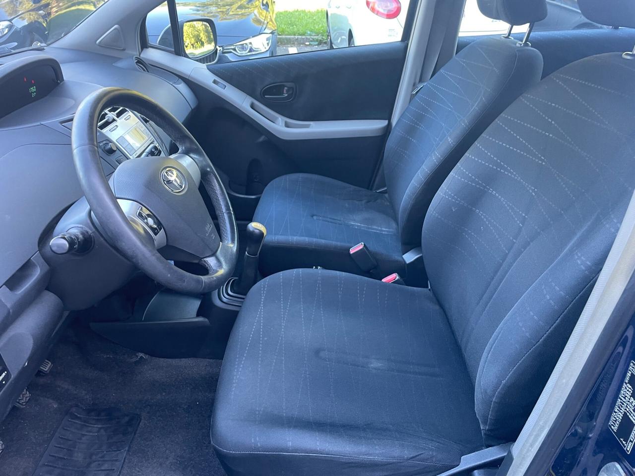 Toyota Yaris 1.0 5 porte*Neopatentati*