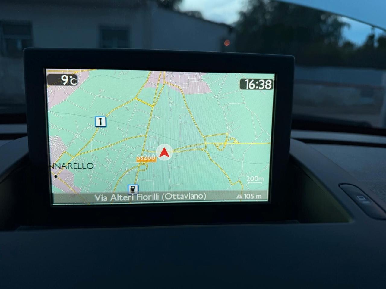 Peugeot 3008 BlueHDi 115cv S&S Allure-04/2015