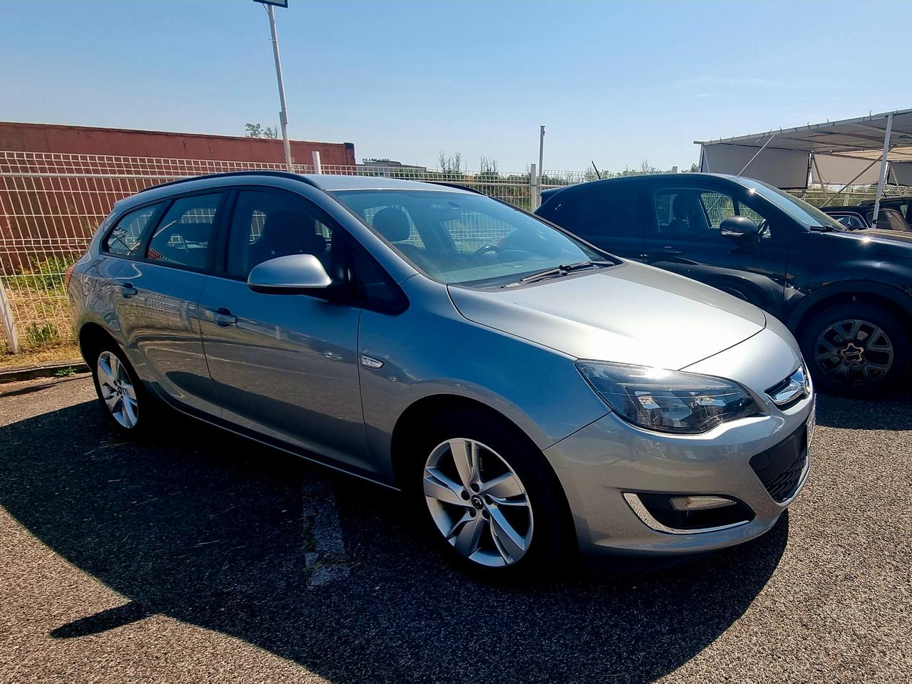 Opel Astra 1.4 Turbo 140CV Sports Tourer GPL Tech Elective