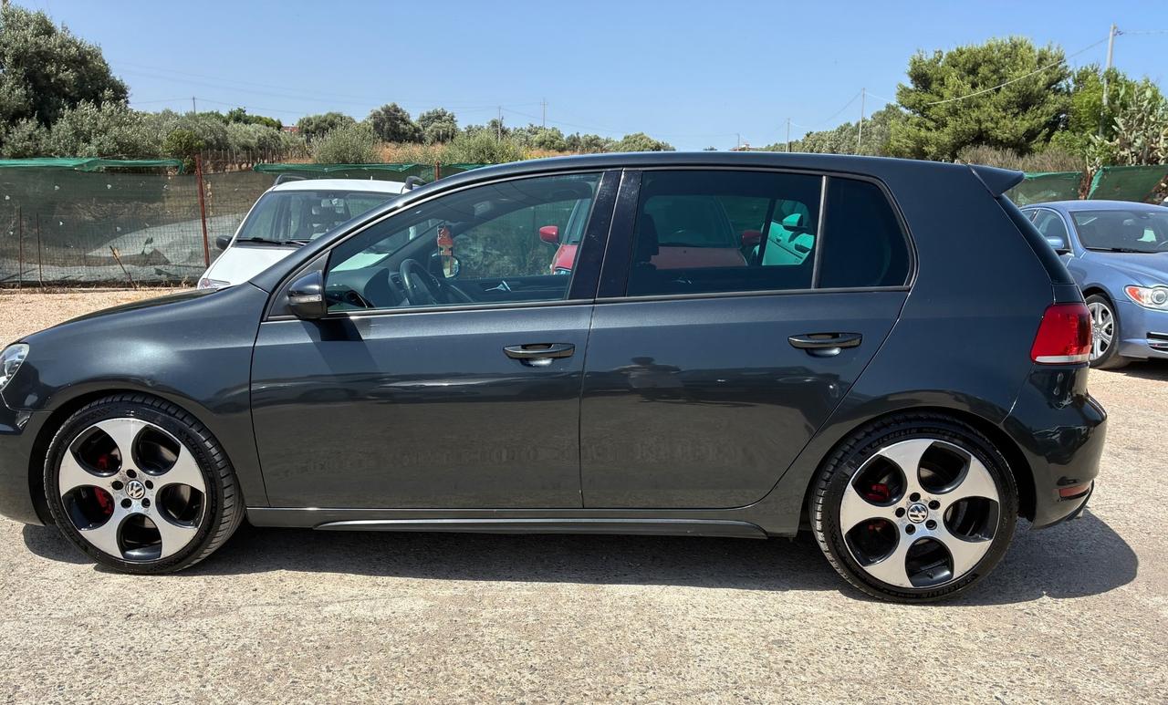 Volkswagen Golf 2.0 TSI 5p. GTI