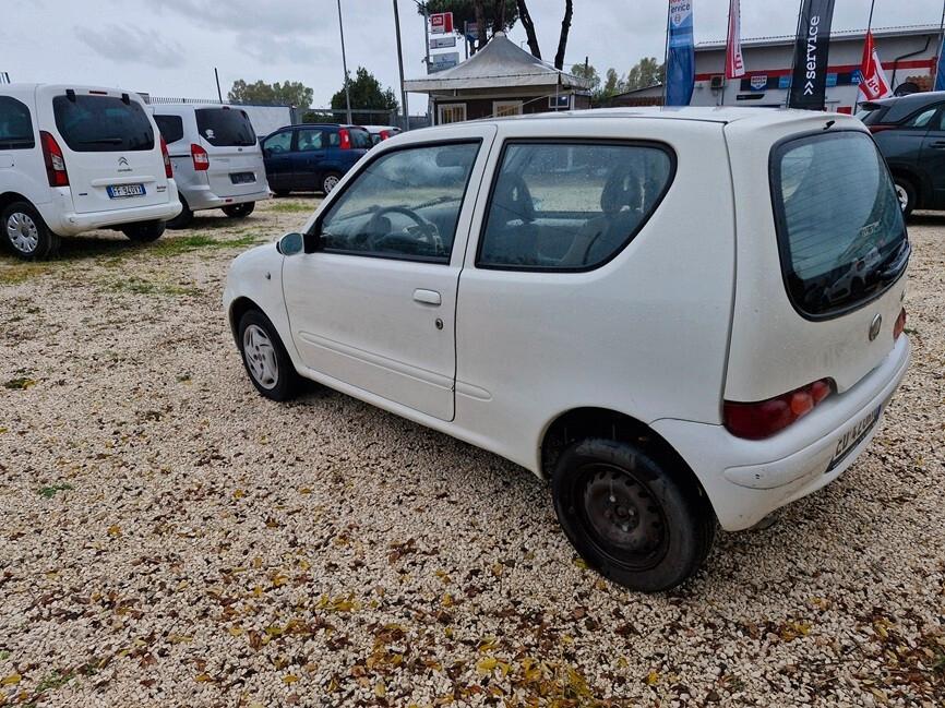 Fiat 600 1.1 Active