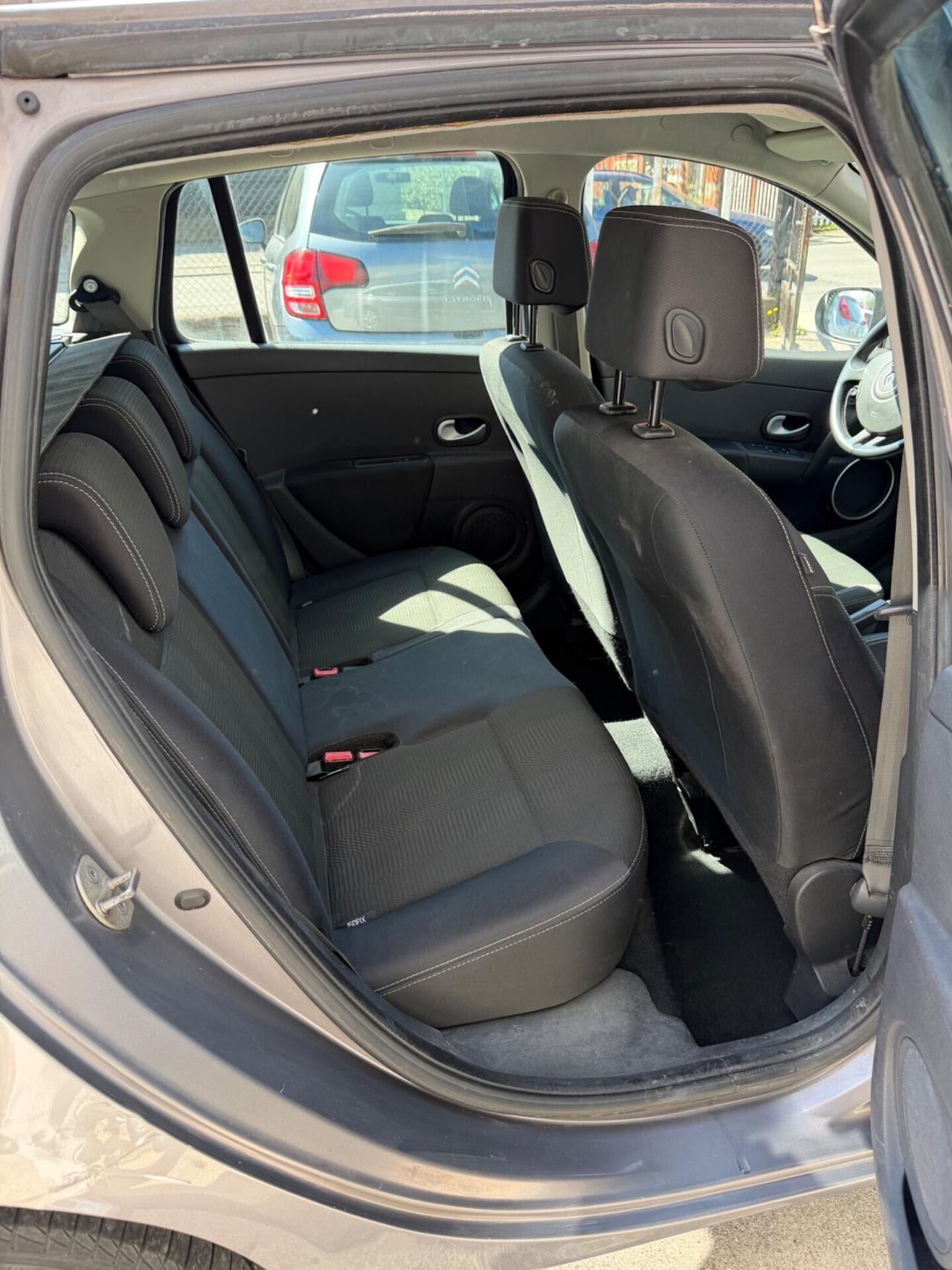 Renault Clio 1.2 16V SporTour- Revisionata-Tagliandata-garanzia