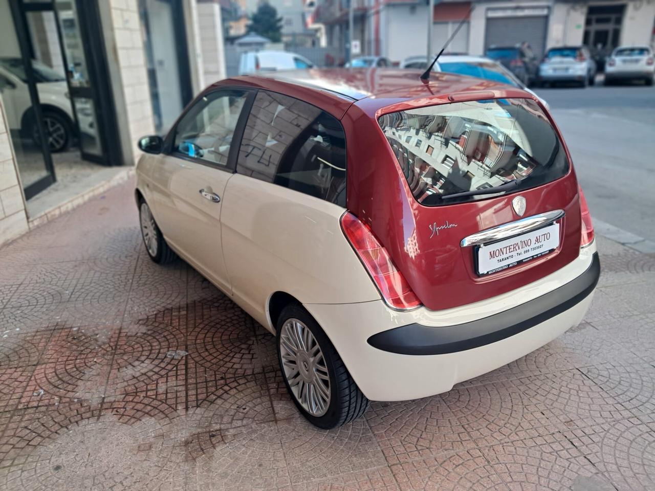 LANCIA YPSILON 1.2 BICOLOR-NEOPATENTATI-Euro3490