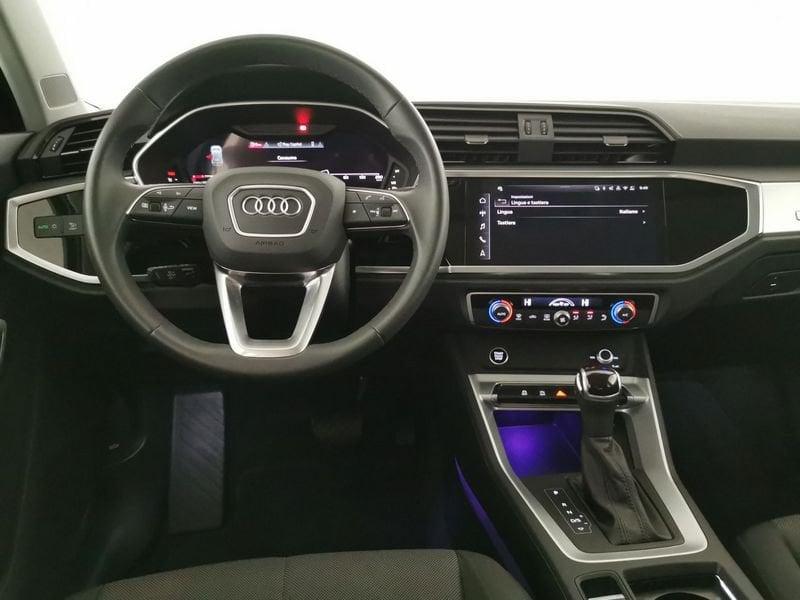 Audi Q3 35 2.0 tdi Business Advanced s-tronic