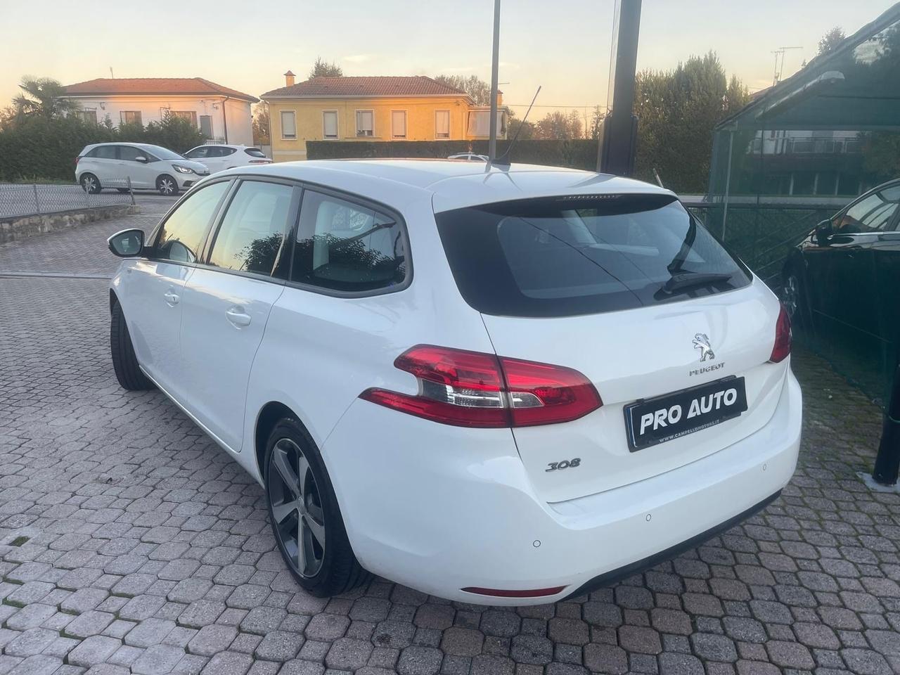 Peugeot 308 BlueHDi 120 S&S SW GT Line GANCIO TRAINO