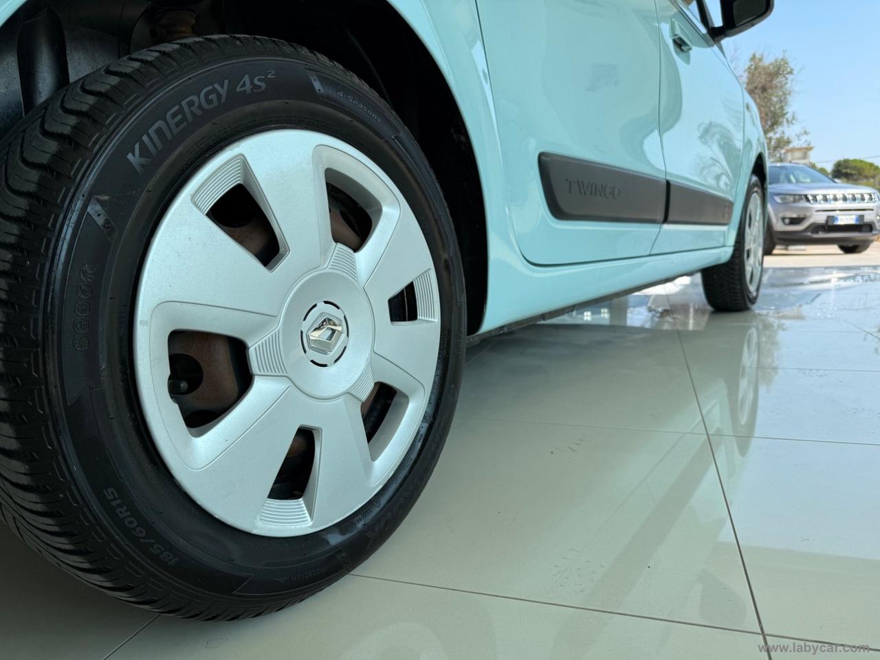 RENAULT Twingo SCe S&S Intens