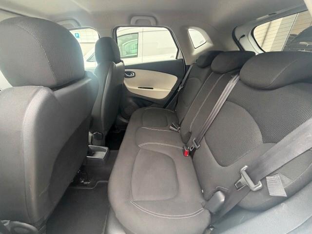 Renault Captur dCi 8V 90 CV EDC Sport Edition