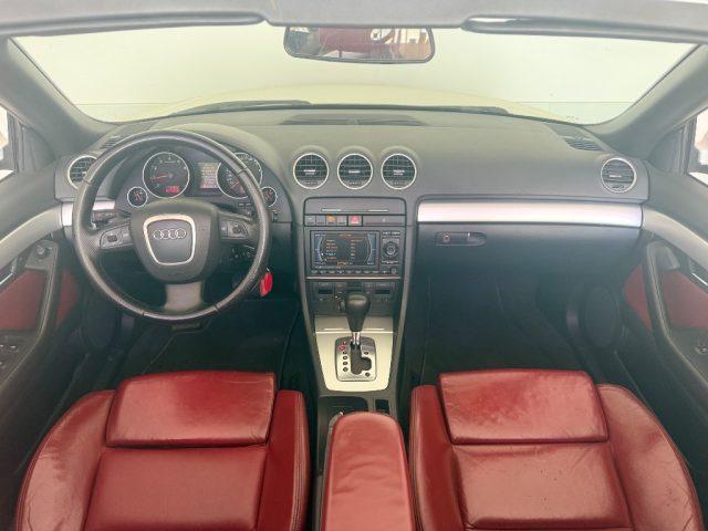 AUDI A4 Cabriolet 2.0 16V TFSI multitronic SLINE