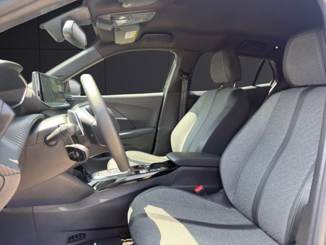PEUGEOT 2008 Hybrid 145 e-DCS6 Allure