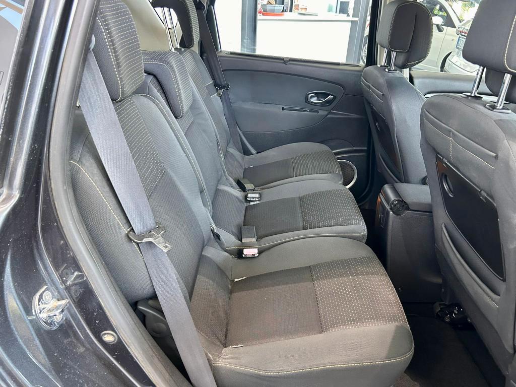 Renault Scenic X-Mod 1.5 dci Dynamique 110cv