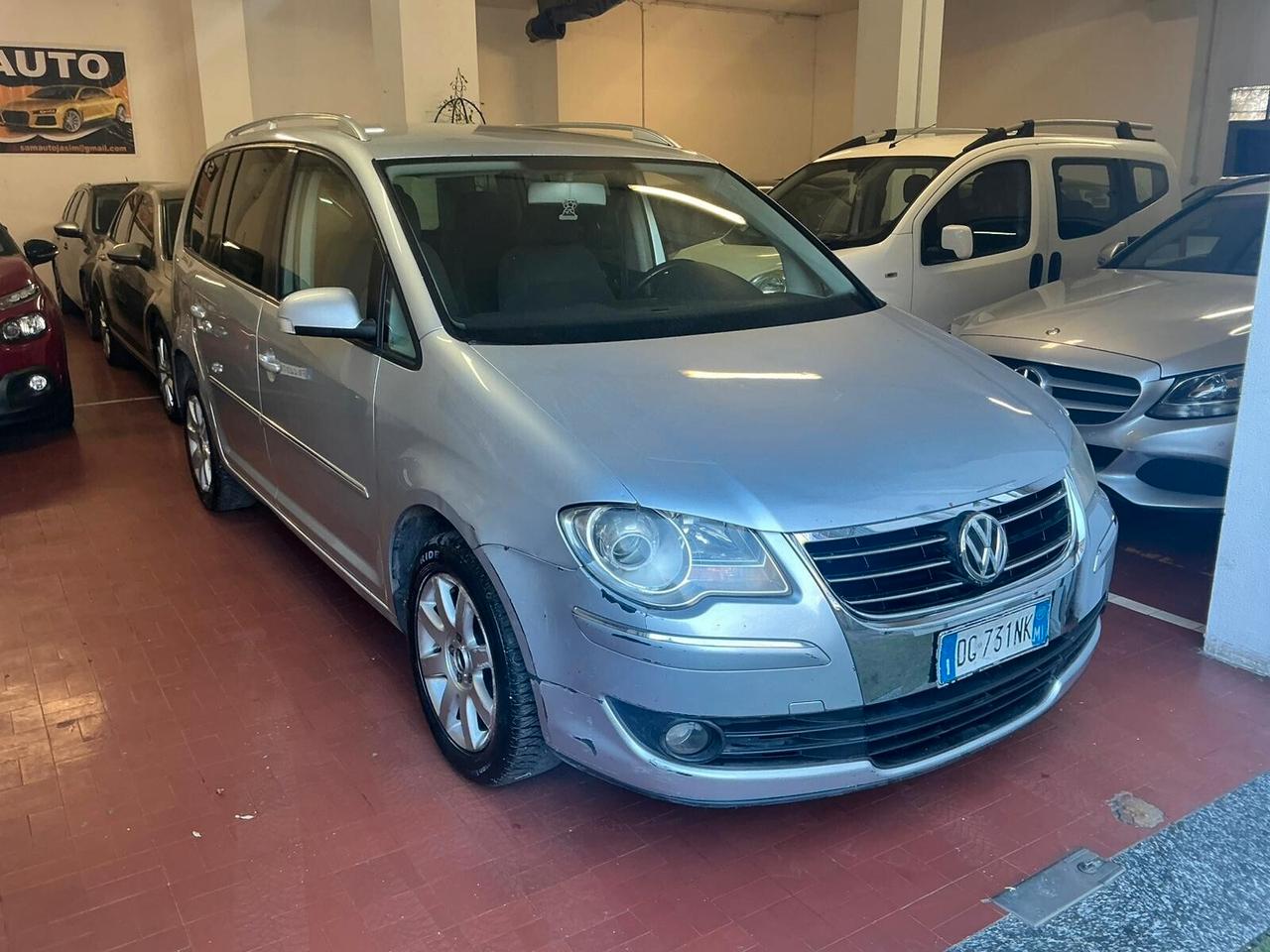 Volkswagen Touran 1.4 16V TSI Highline 7 Posti