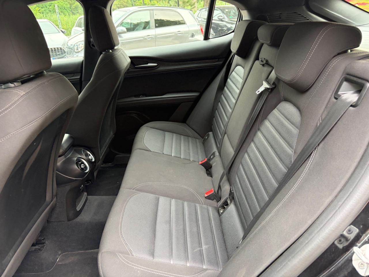 Alfa Romeo Stelvio 2.2 Turbodiesel 210 CV AT8 Q4 Competizione