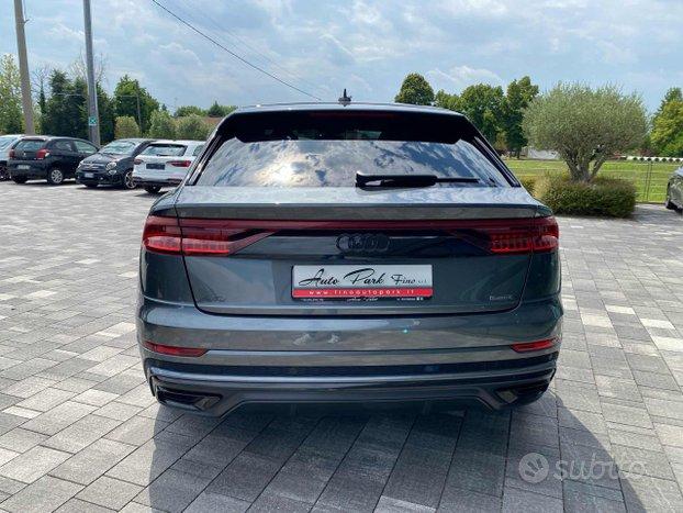AUDI Q8 50 TDI 286 CV quattro S-line + Matrix +