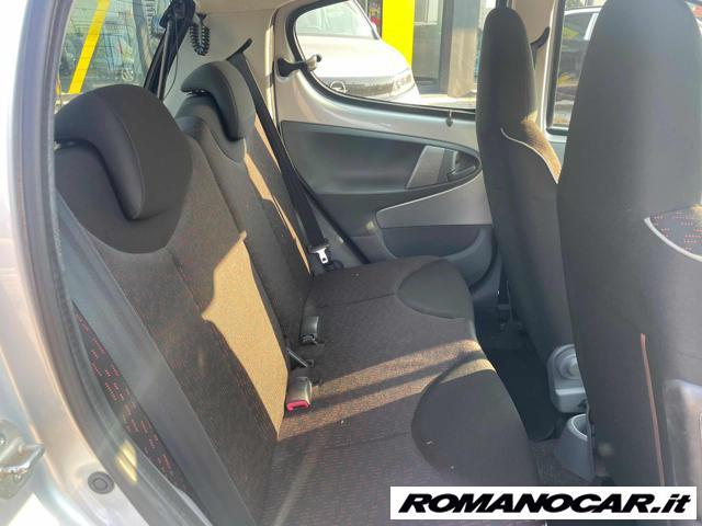 PEUGEOT 107 1.0 68CV 5p. Sweet Years 2Tronic