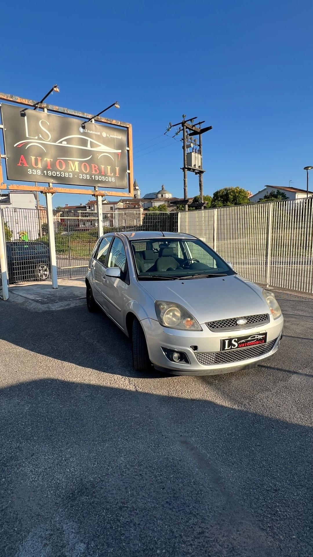 Ford Fiesta 1.4 TDCi 5p. Ghia