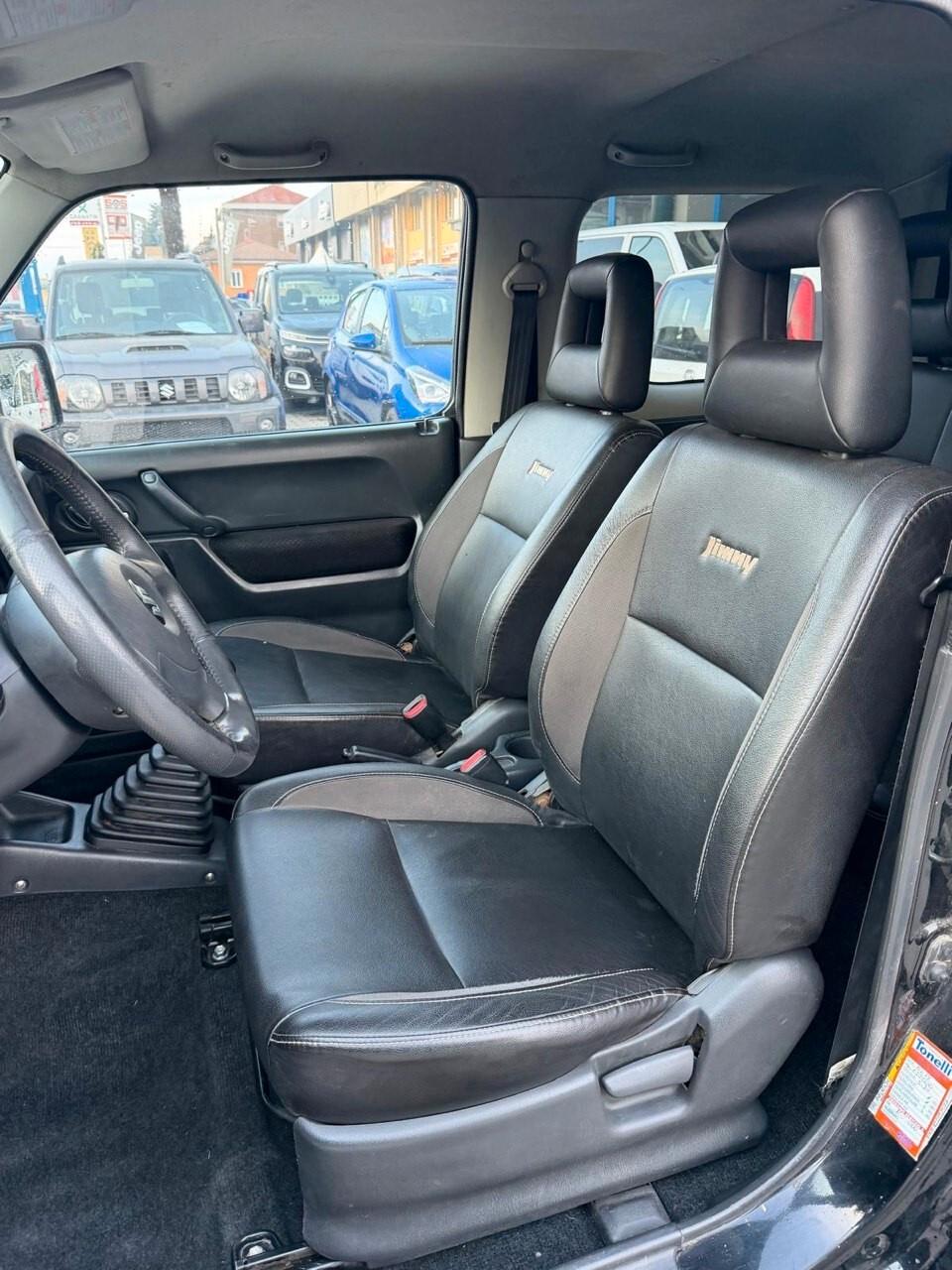 Suzuki Jimny 1.3i 16V cat 4WD JLX Più