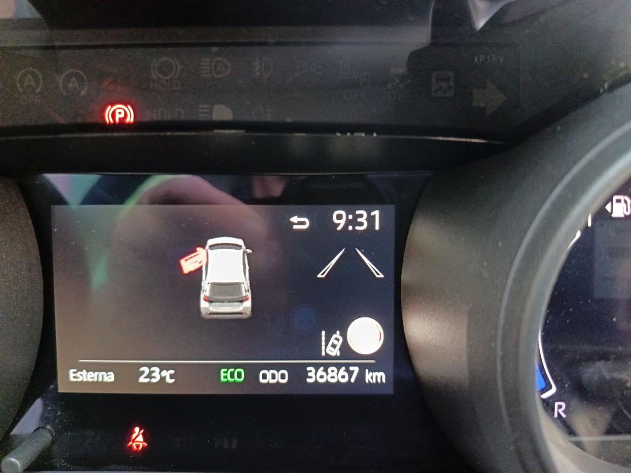 TOYOTA YARIS - 1.5 HYBRID