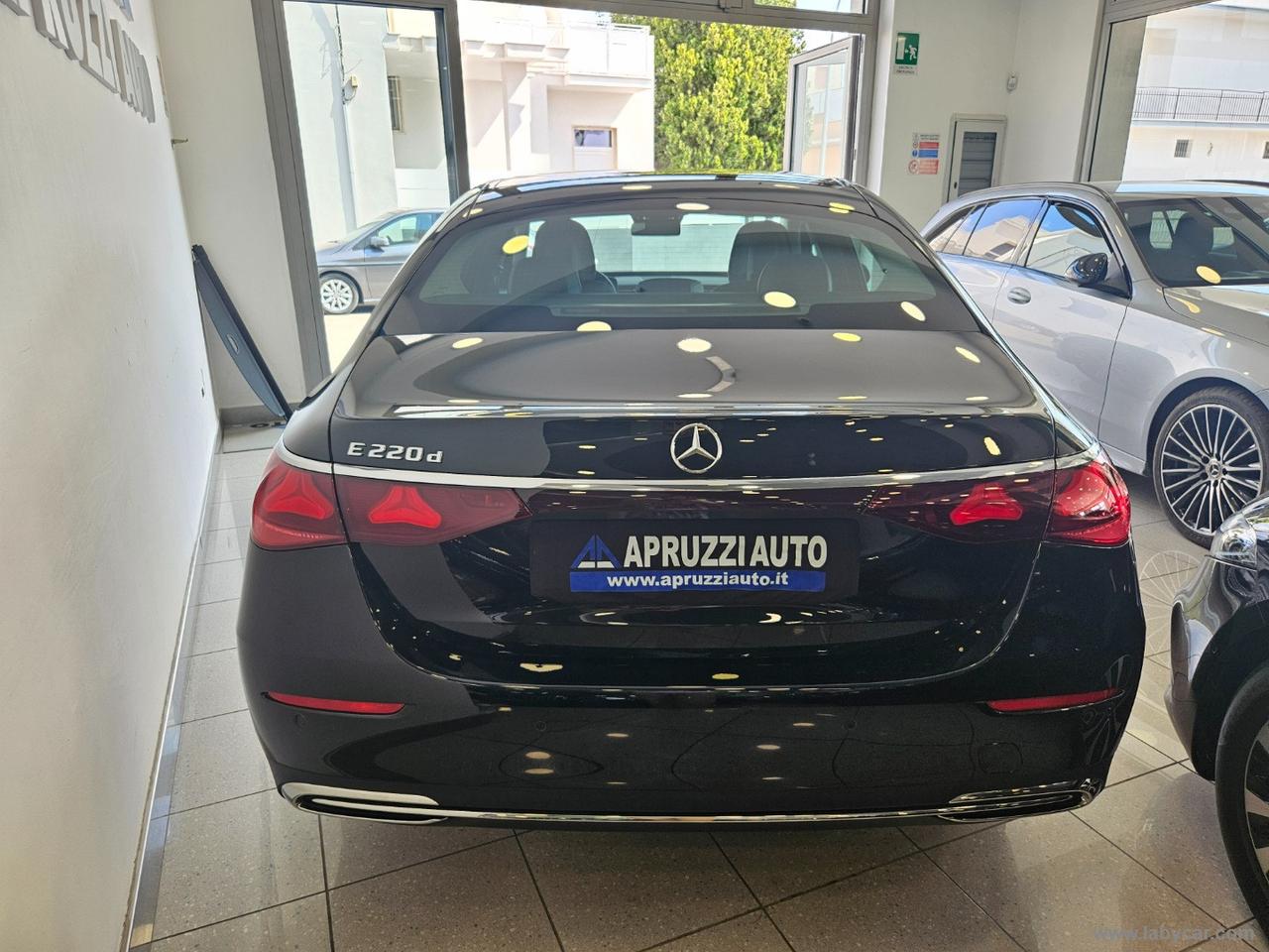 MERCEDES-BENZ E 220 d Mild hybrid Advanced