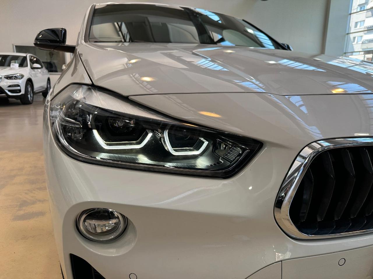 BMW X2 xdrive18d Msport auto-LED-19"-Camera-Carplay