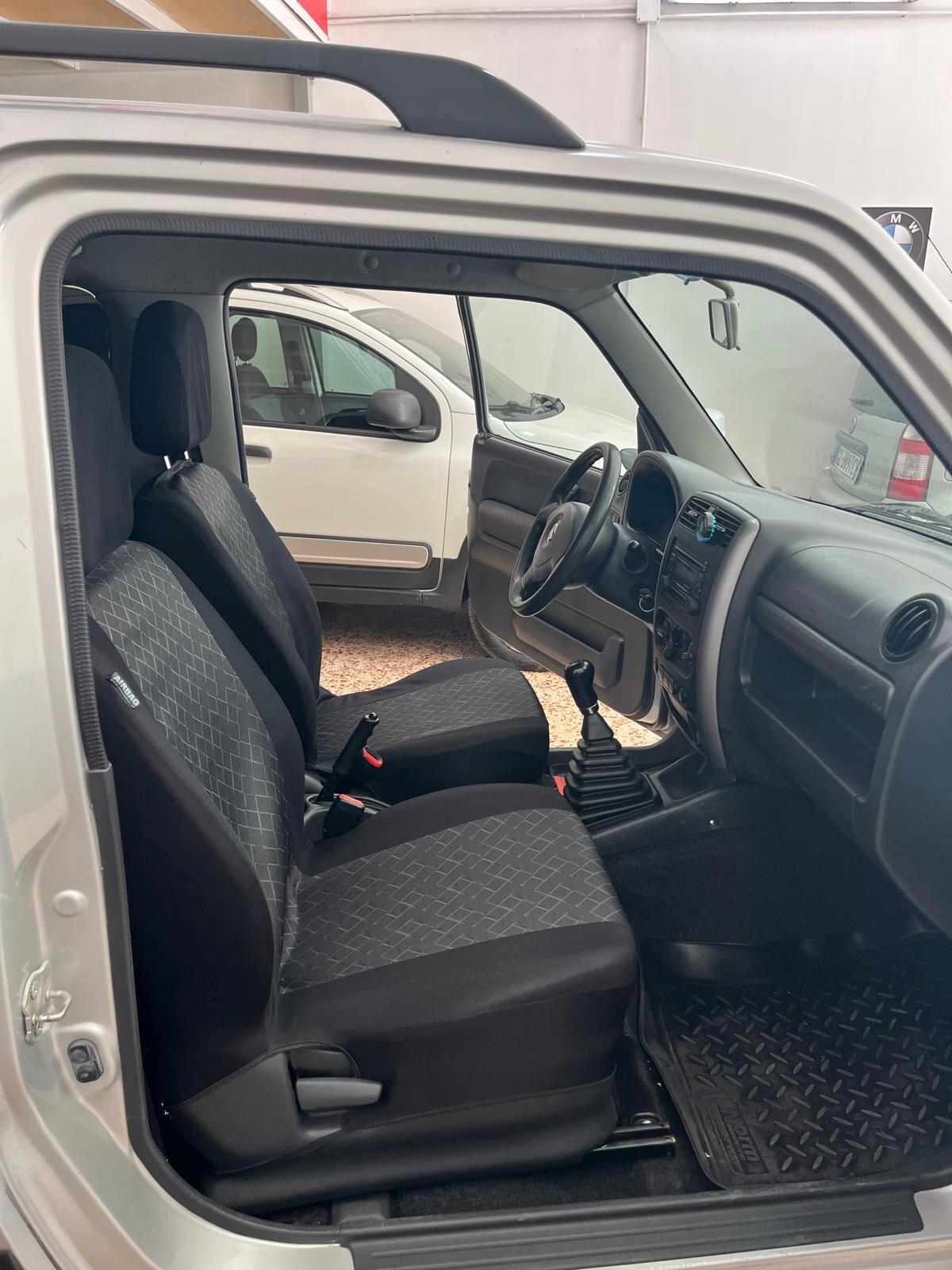 Suzuki Jimny 1.3i 16V cat 4WD JLX