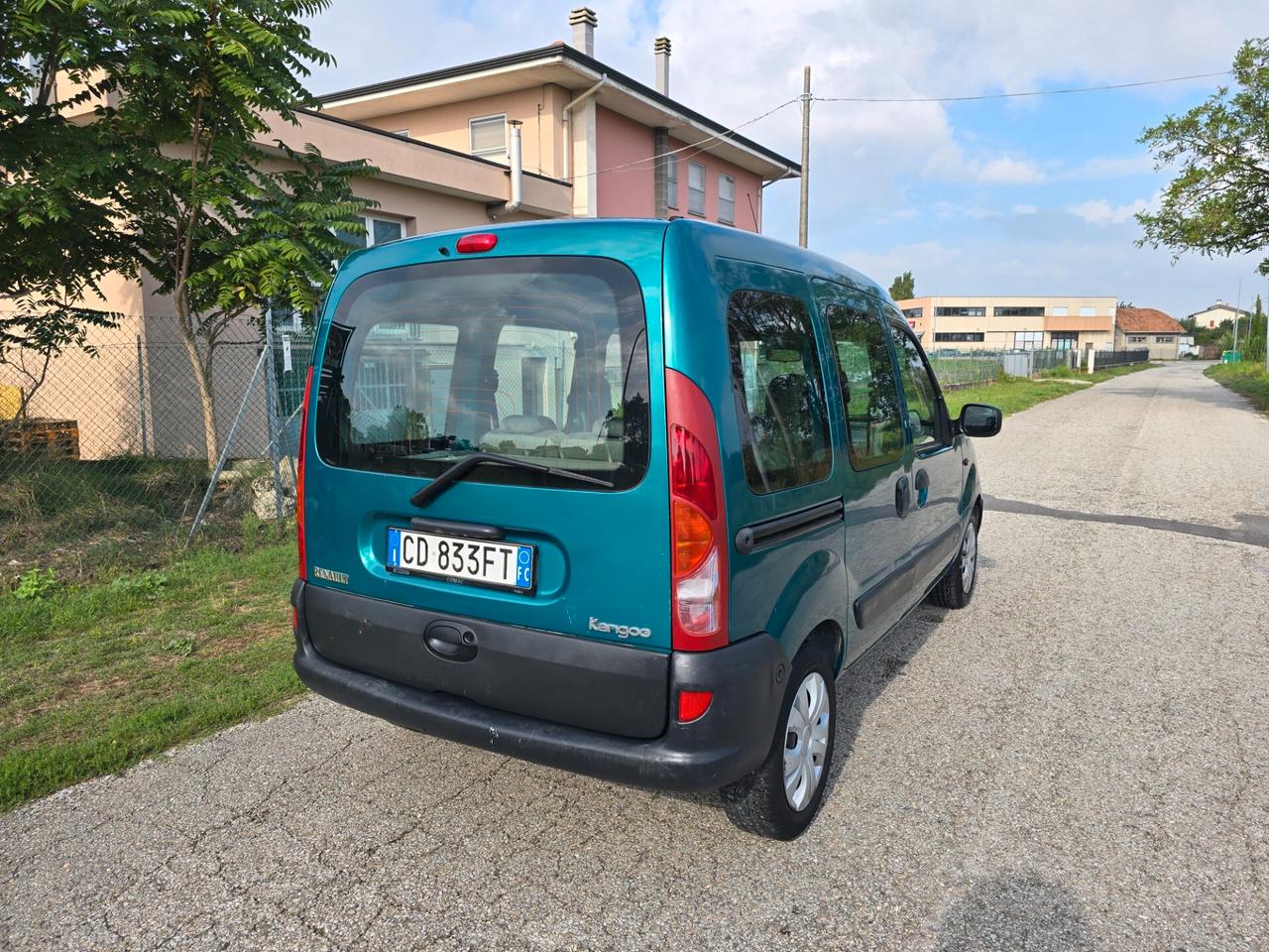 Renault Kangoo 1.2 Benzina con GARANZIA - NEOPATENTATI