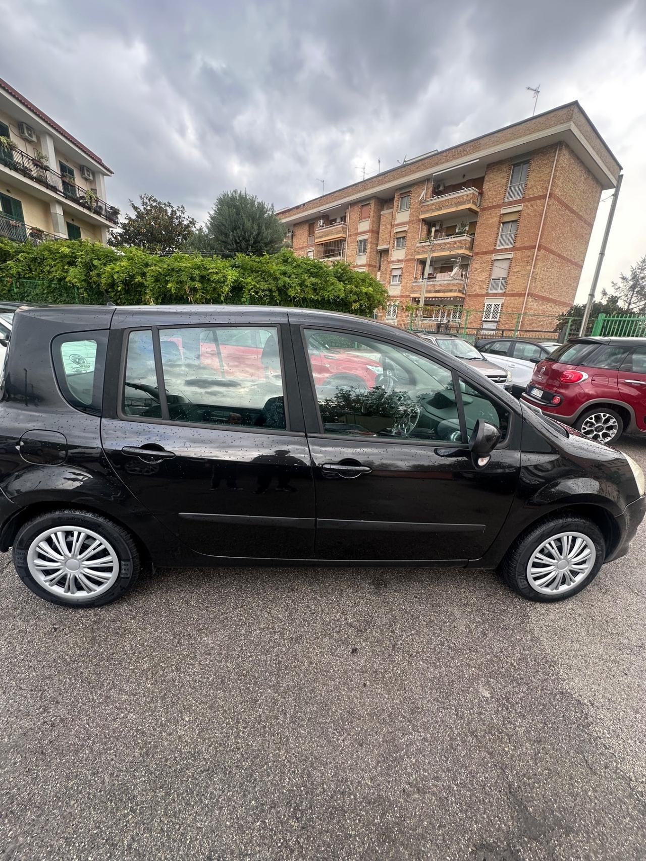 Renault Modus Grand 1.2 16V Dynamique
