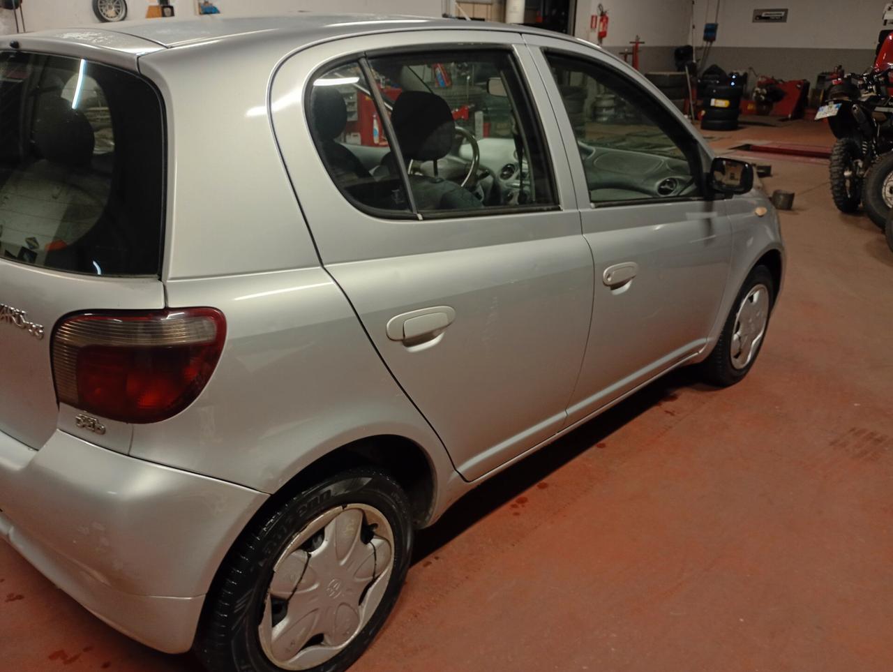 Toyota Yaris 1.4 tdi D-4D cat 5 porte Sol
