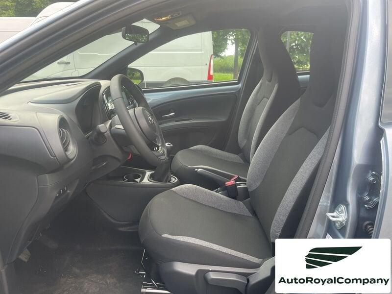 Toyota Aygo X 1.0 VVT-i 72 CV 5 porte Active KM0 IVA ESPOSTA