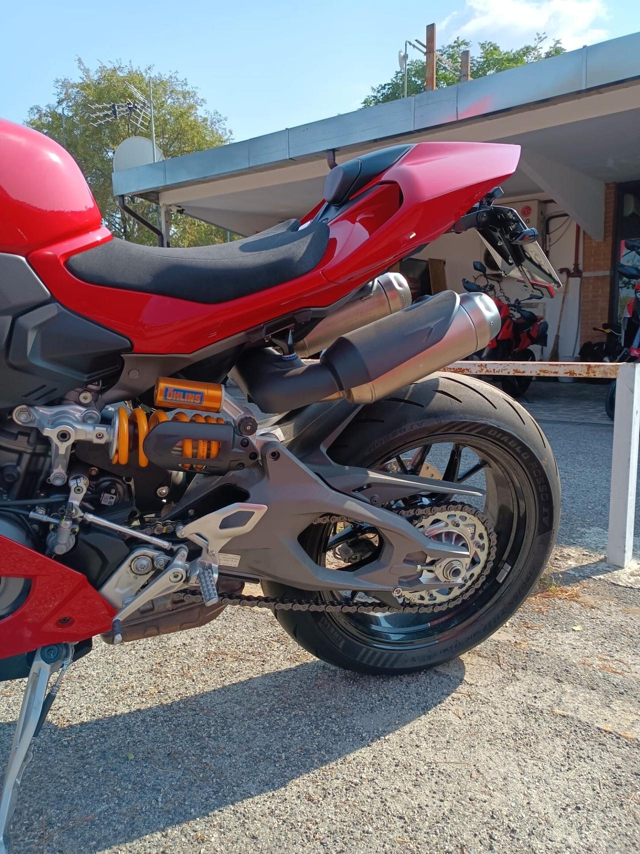 Ducati Panigale V2 S