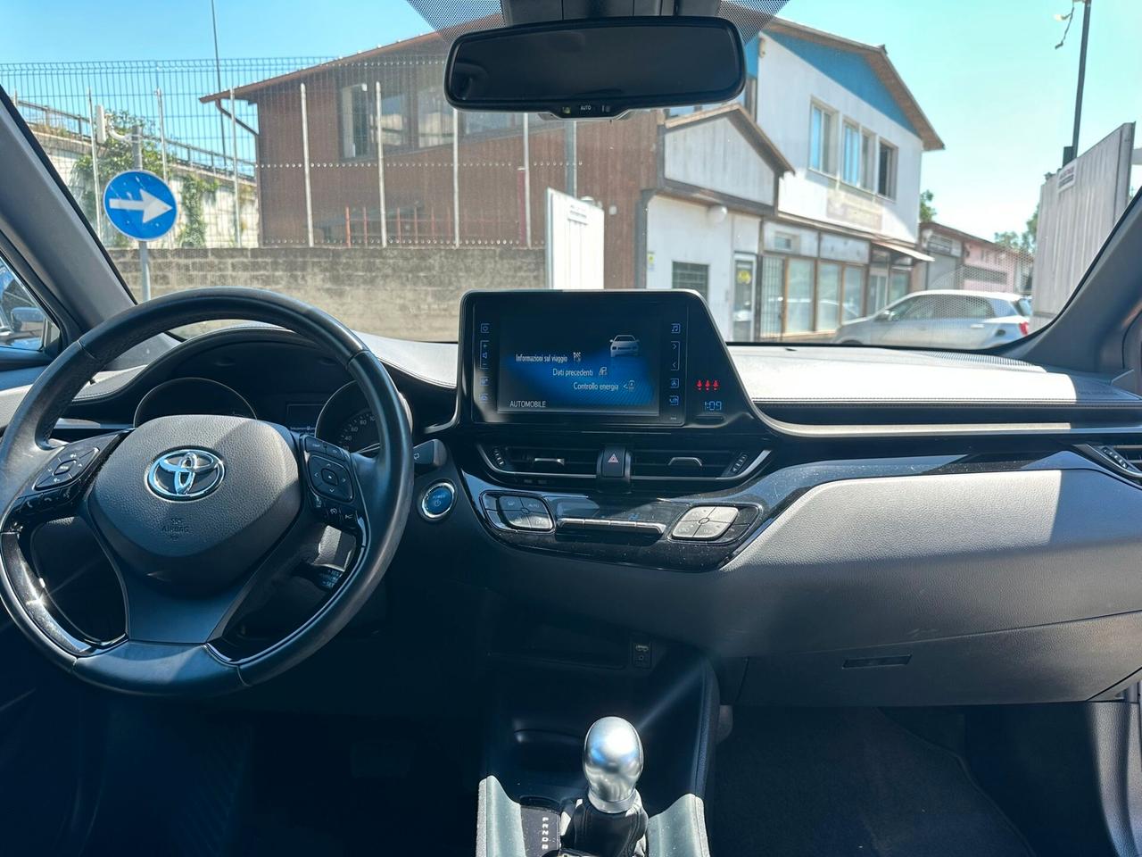 Toyota C-HR 1.8 Hybrid E-CVT Active