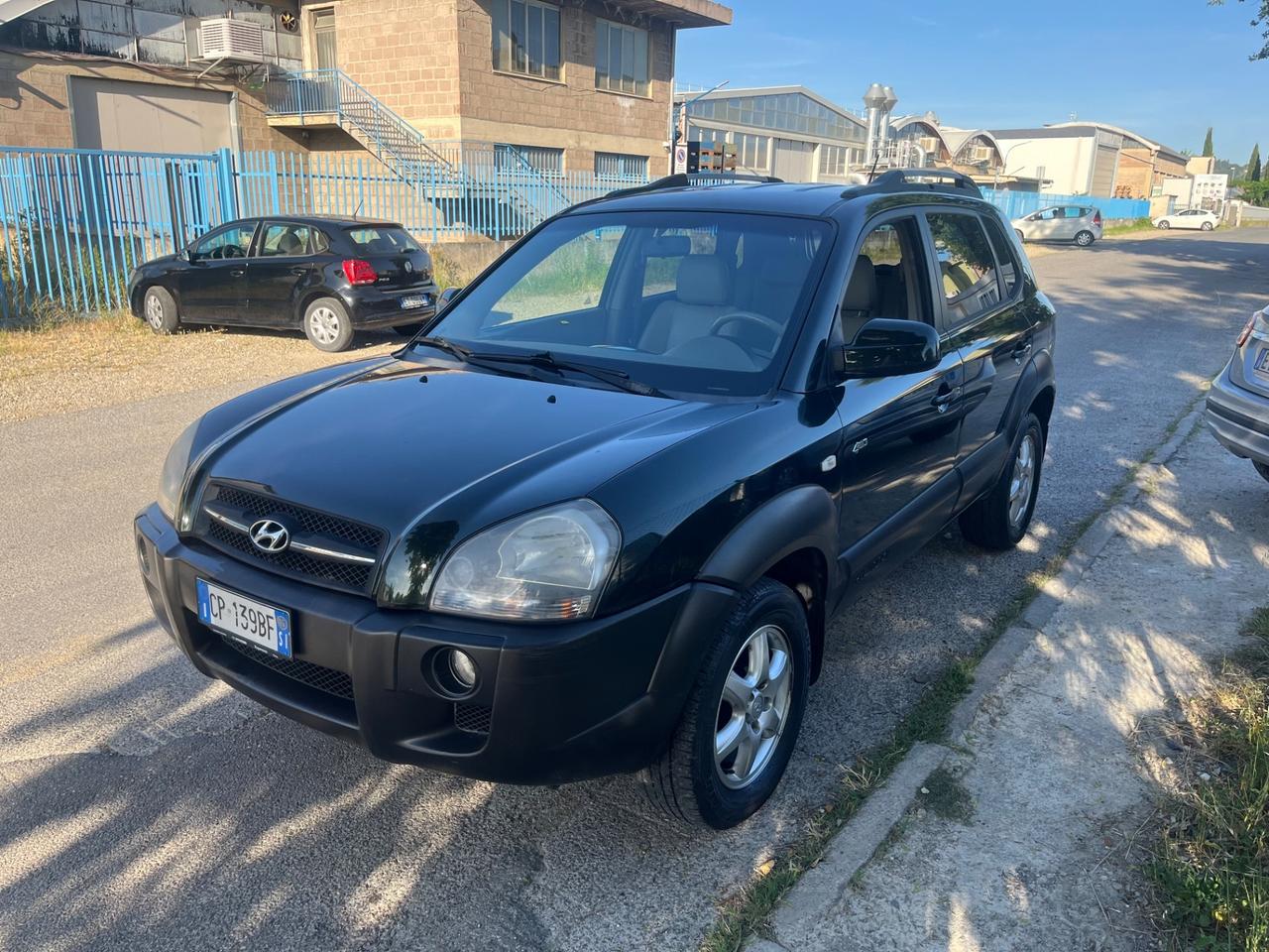 Hyundai Tucson 2.0 CRDi TD Dynamic AUTOMATICO 4X4 SOLI 90.000 KM