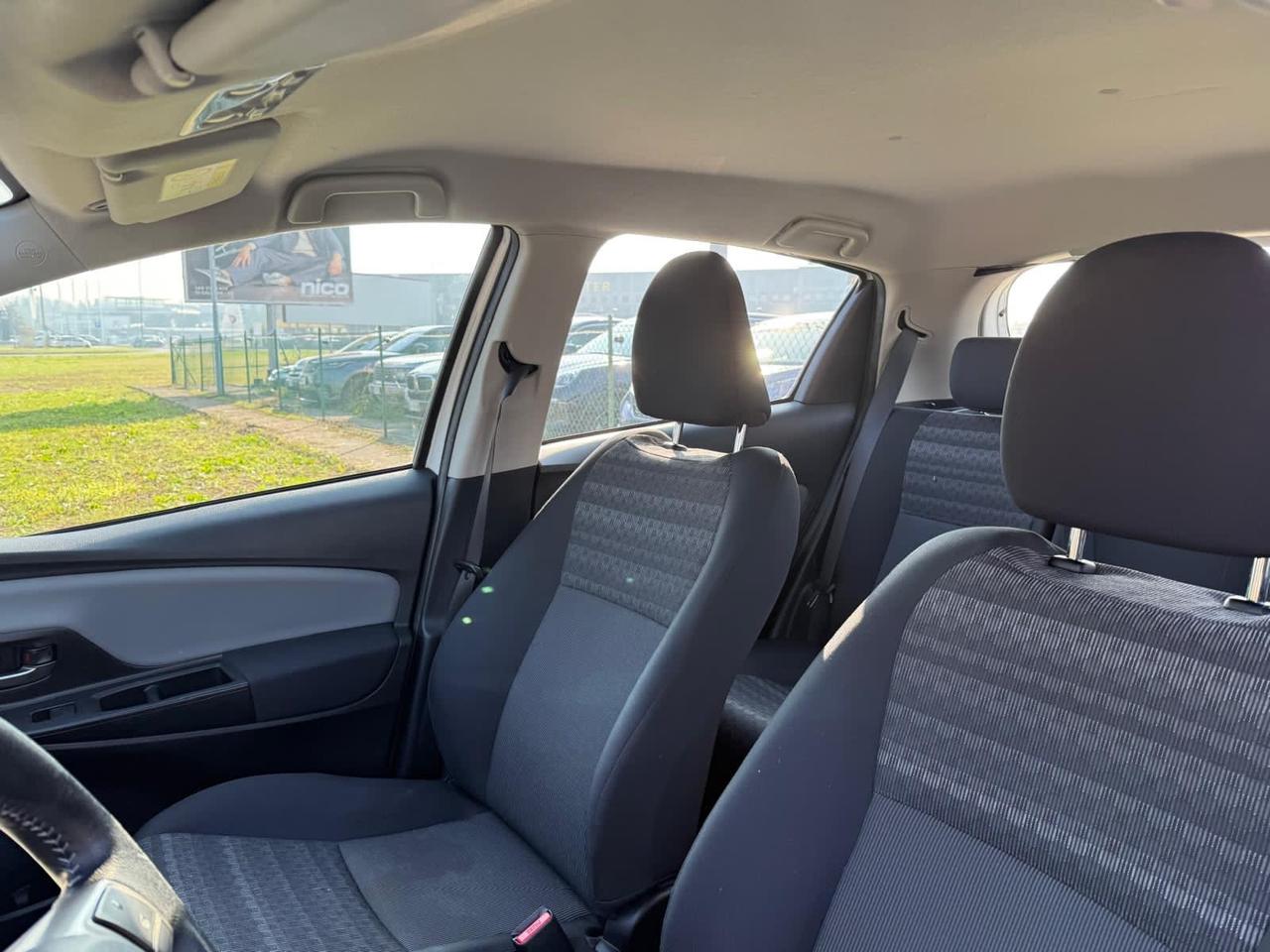 Toyota Yaris 1.0 5 porte Lounge