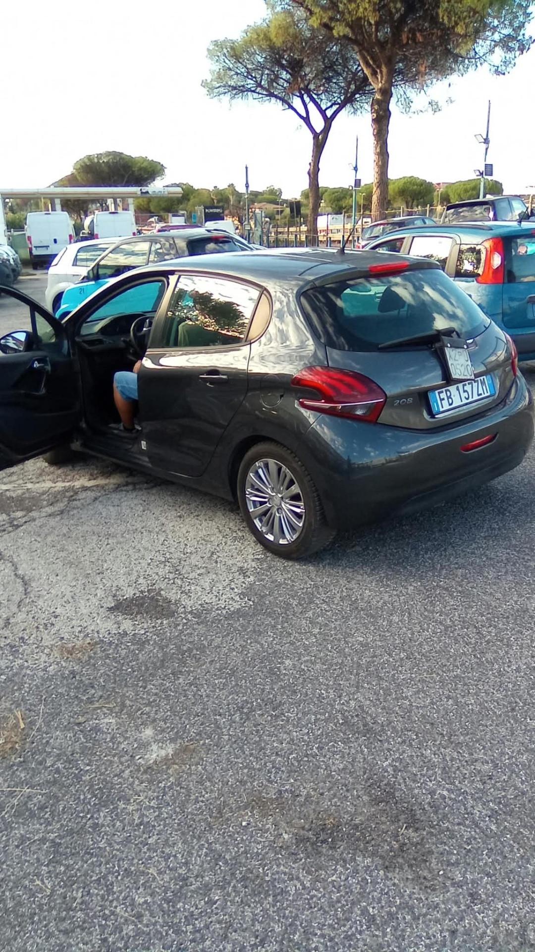 Peugeot 208 BlueHDi 100 5 porte GT Line