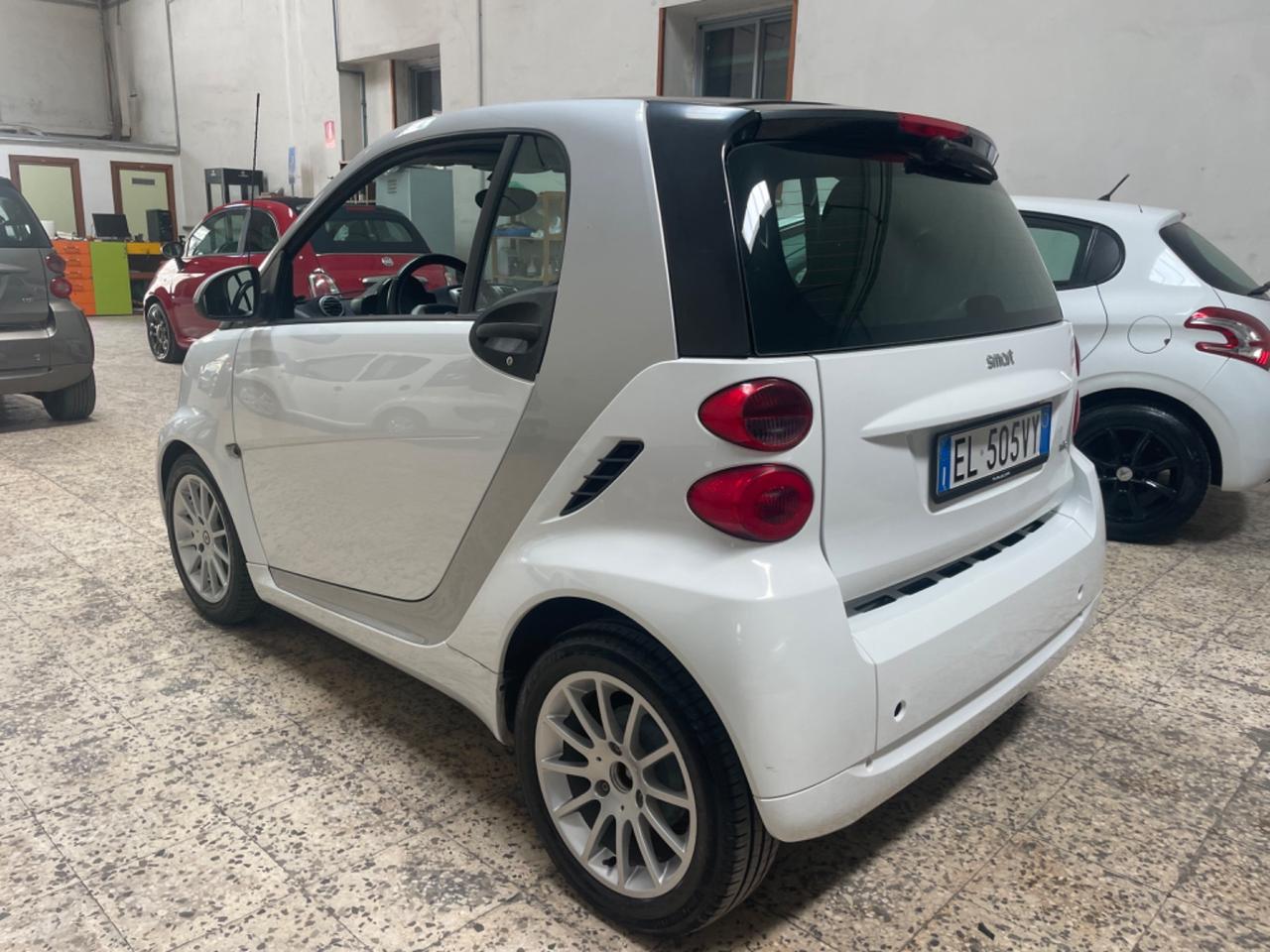 Smart ForTwo 1000 52 kW coupé passion