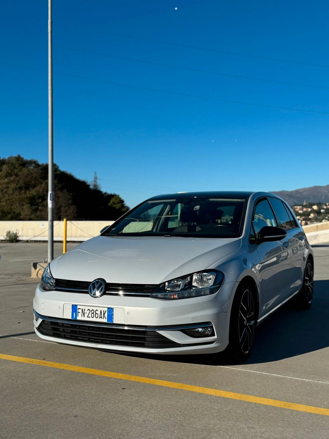 Volkswagen Golf 2.0 TDI 5p. Executive BlueMotion Technology
