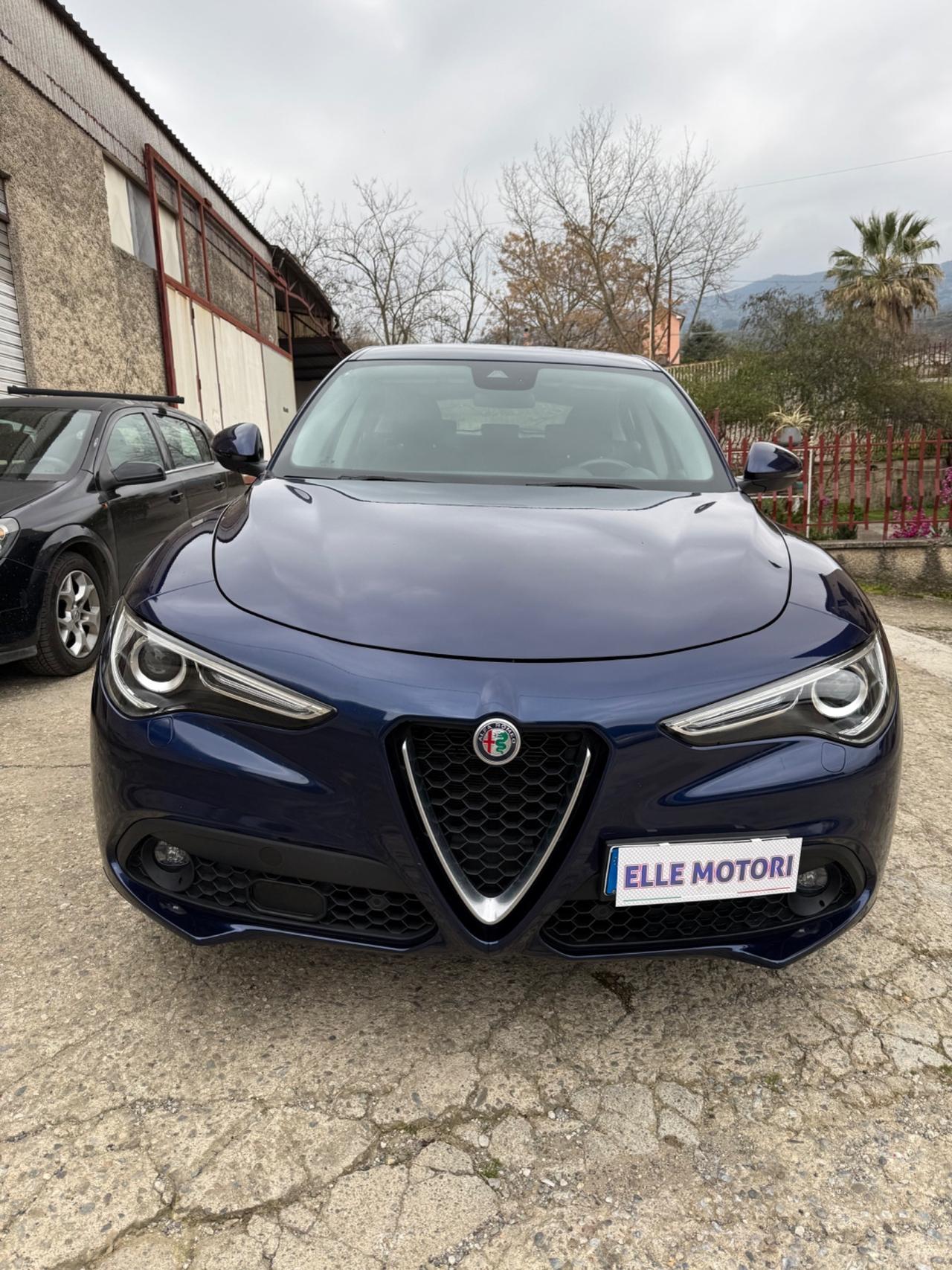 Alfa Romeo Stelvio 2.2 Turbodiesel 160 CV AT8 RWD Business
