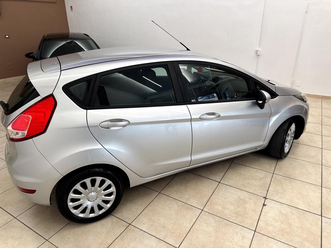 Ford Fiesta 1.5 TDCi 75CV 5 porte Titanium
