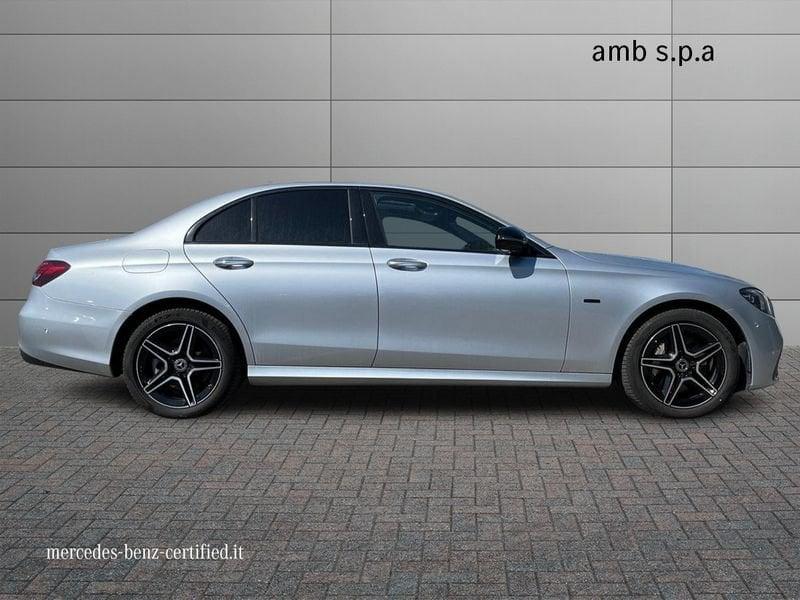 Mercedes-Benz Classe E E 300 de Auto EQ-Power Premium Plus