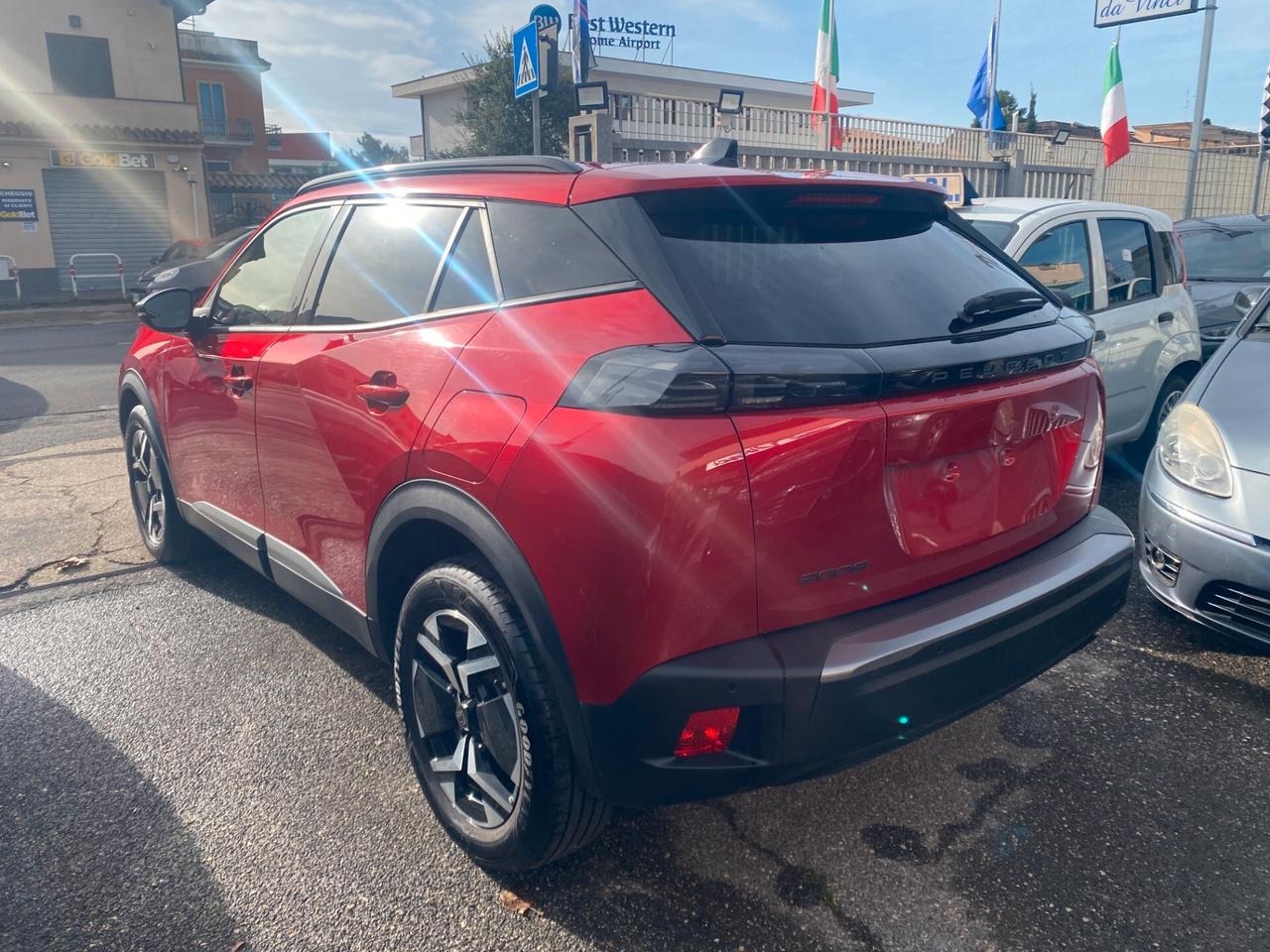 PEUGEOT 2008 1.2 Puretech 100Cv s&s ALLURE