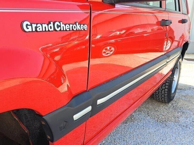 JEEP GRAND CHEROKEE ZJ 4.0 L6 4X4 -ASI TARGA ORO