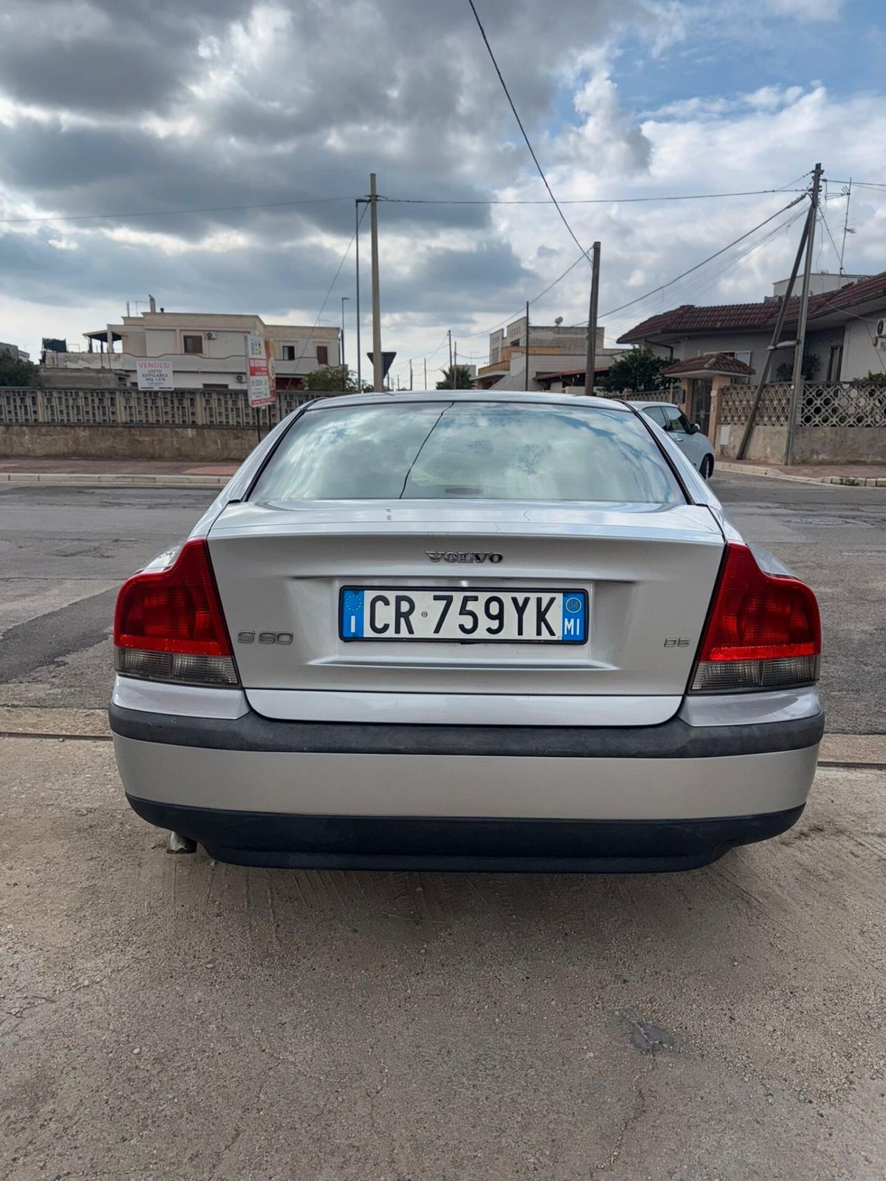 Volvo S60 2.4 D5 20V cat Summum