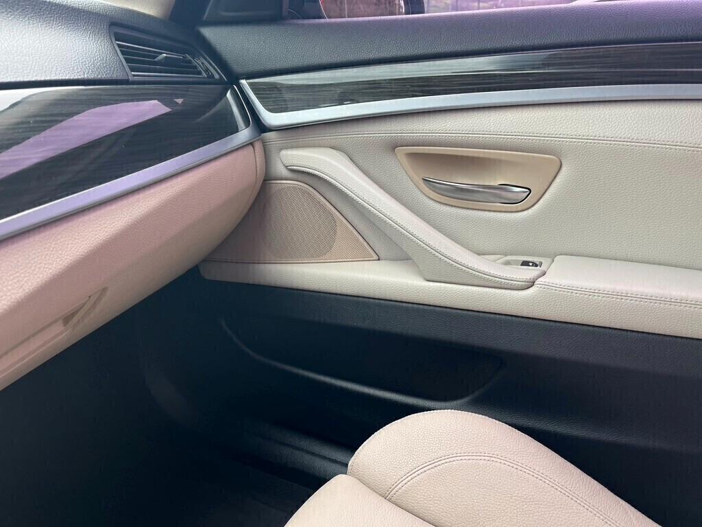 Bmw 525 525d xDrive Touring Luxury