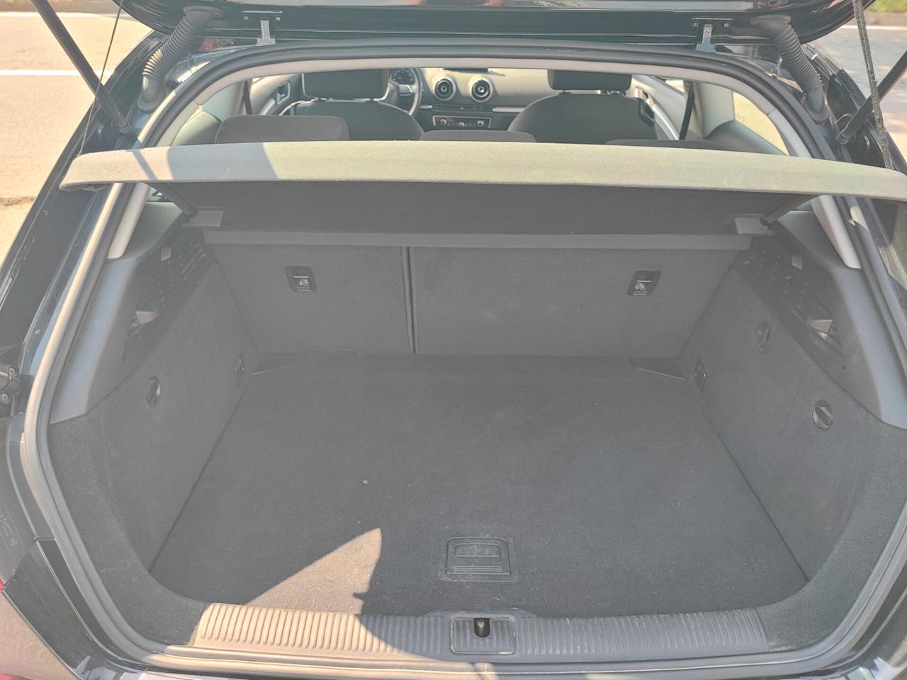 Audi A3 1.6 TDI clean diesel Ambition