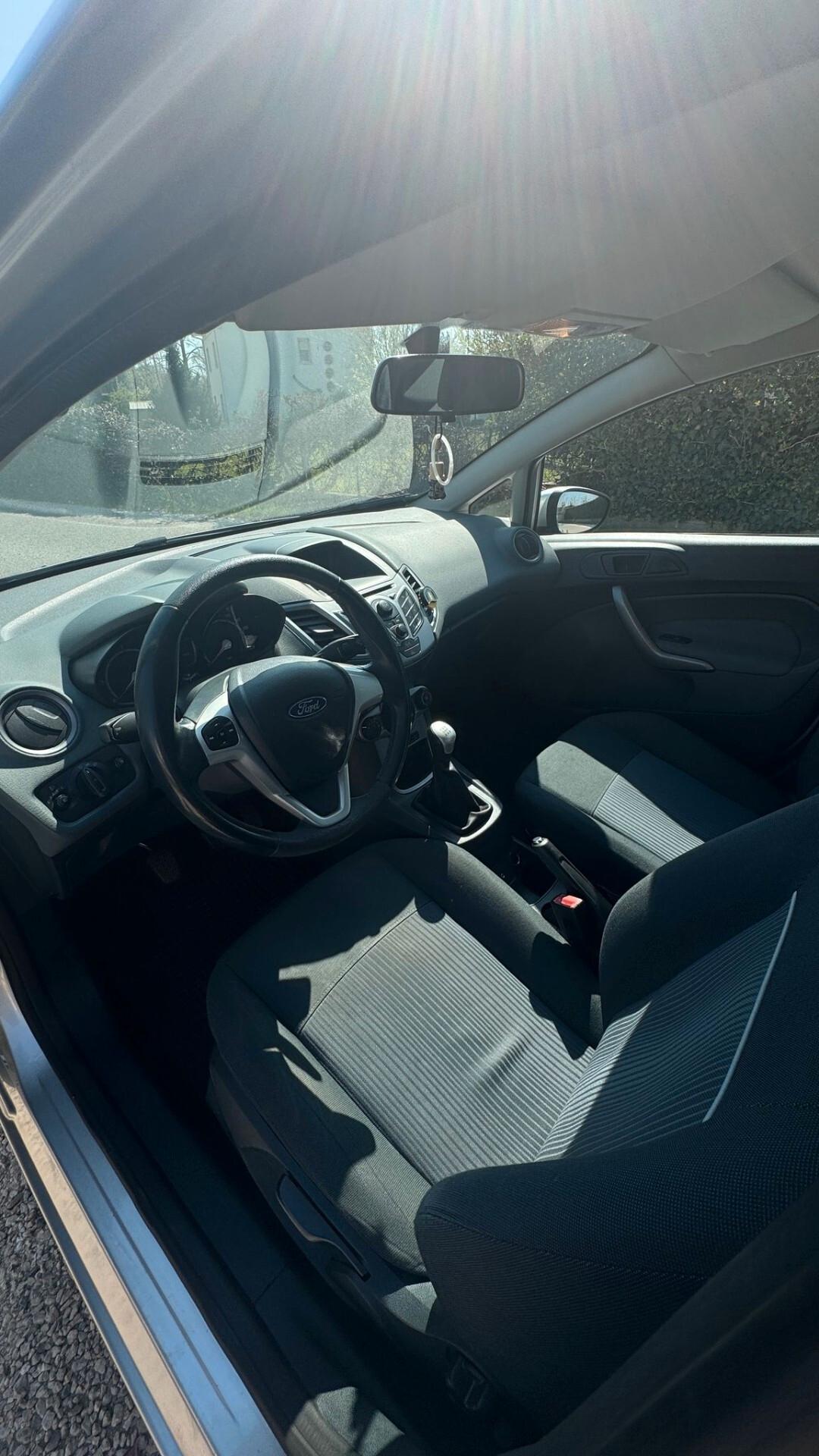 Ford Fiesta 1.4 TDCi 5p. Titanium 2011
