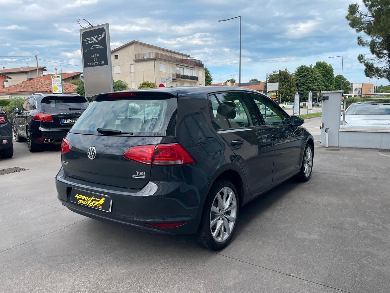 Volkswagen Golf 1.2 TSI NEOPATENTATI 85 CV