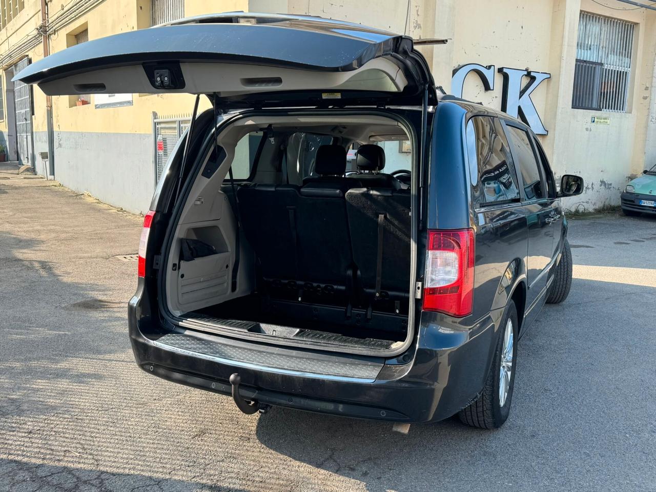 Lancia Voyager 2.8 Turbodiesel Platinum 163 CV