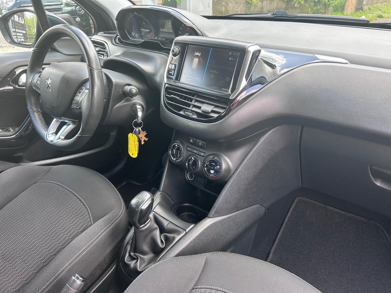 Peugeot 208 5 porte Allure