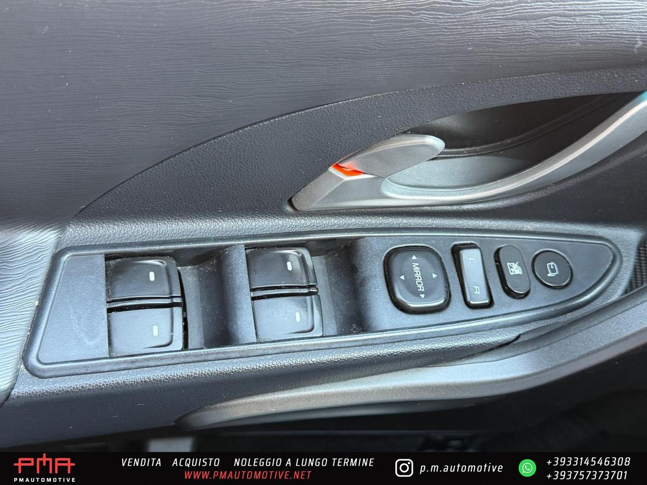 Mahindra XUV500 2.2 16V FWD W10