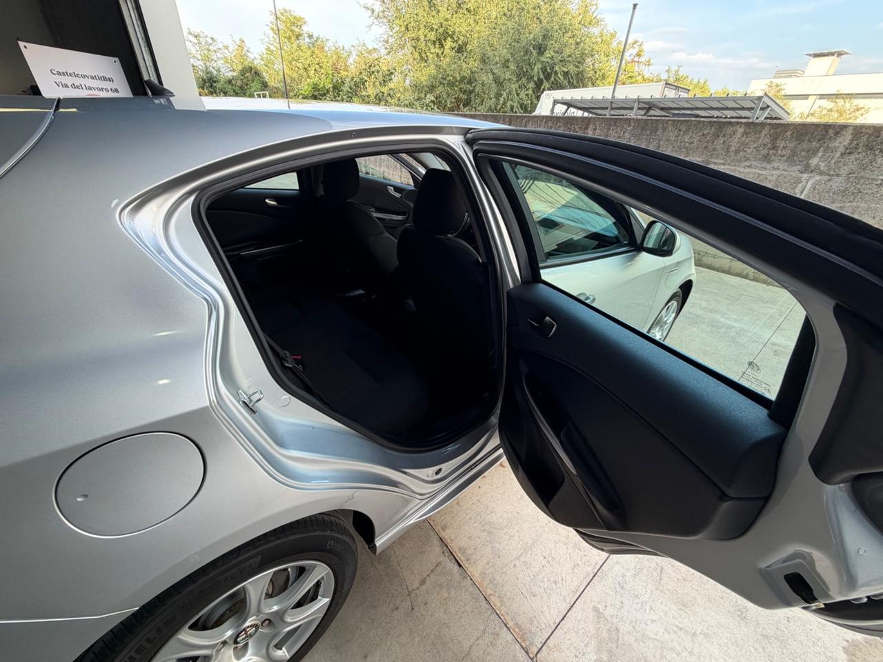Alfa Romeo Giulietta 1.6 JTDm-2 105 CV Exclusive